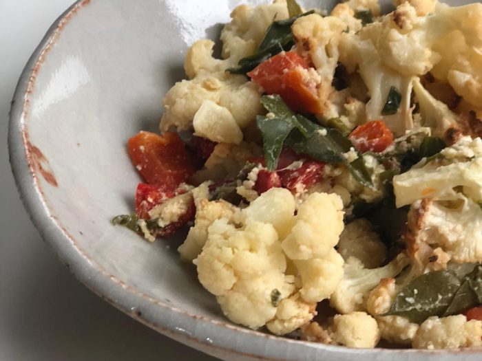 Coliflor con salsa de yogur